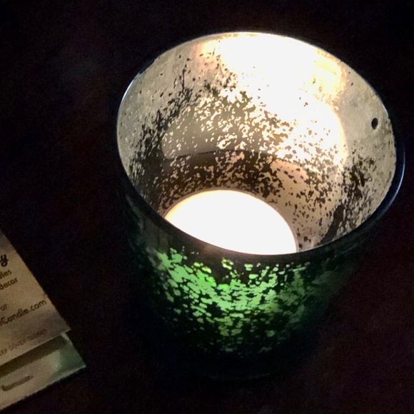 Set of 2 Green Mercury Glass Candle Holders for Votives, Tealights, Christmas - Picture 6 of 8